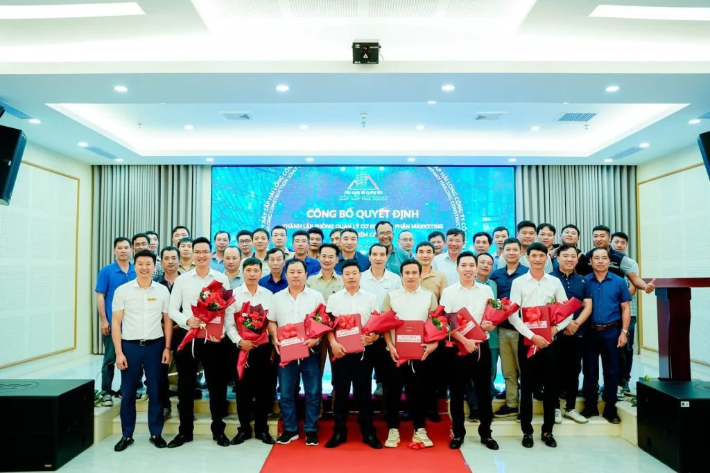 HỘI NGHỊ GIAO BAN THÁNG 05 / 2023
