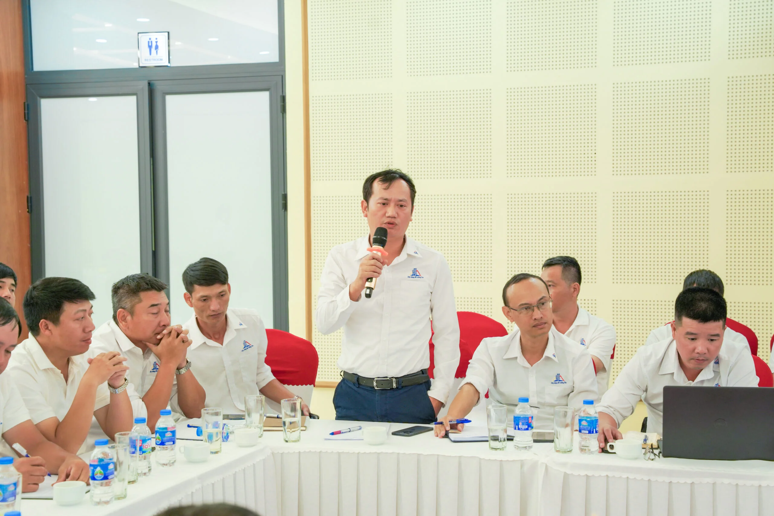 SƠ KẾT HOẠT ĐỘNG SXKD 6 THÁNG ĐẦU NĂM:  2347 TỶ GIÁ TRỊ HỢP ĐỒNG ĐÃ KÝ VÀ NHIỀU TÍN HIỆU TÍCH CỰC  HOÀN THÀNH KẾ HOẠCH SXKD