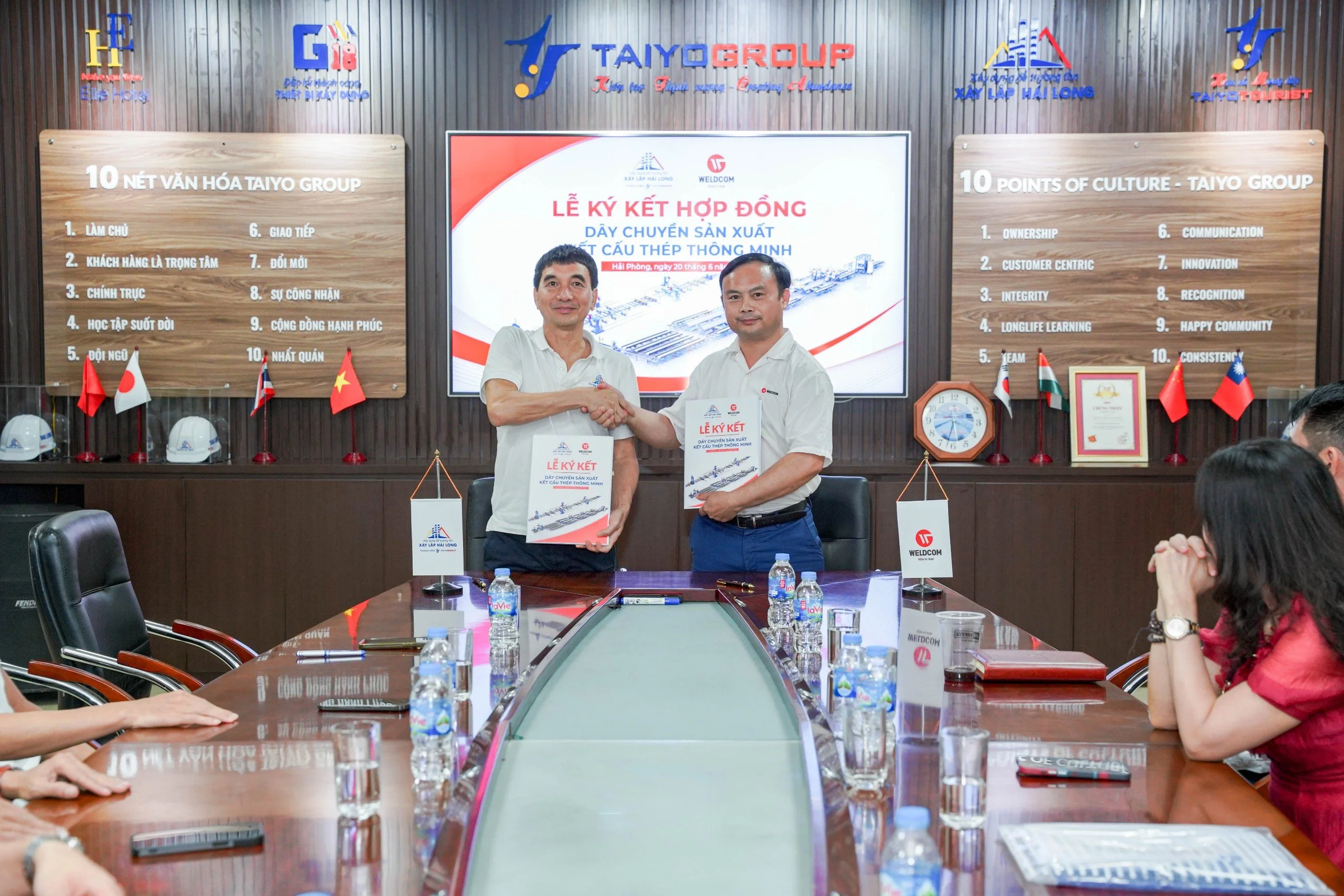 XÂY LẮP HẢI LONG & WELDCOM KÝ KẾT HỢP ĐỒNG DÂY CHUYỀN SẢN XUẤT KẾT CẤU THÉP THÔNG MINH