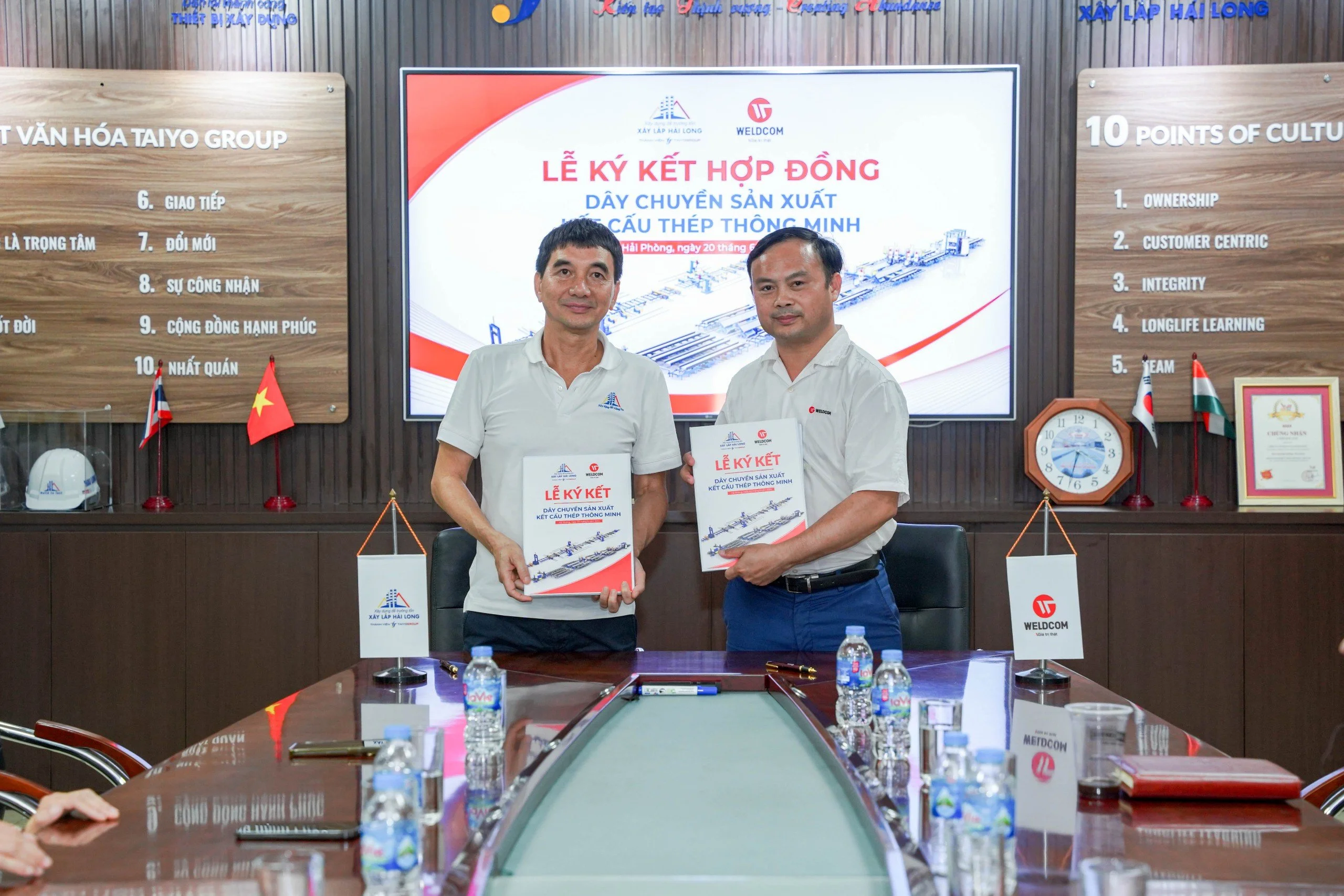 XÂY LẮP HẢI LONG & WELDCOM KÝ KẾT HỢP ĐỒNG DÂY CHUYỀN SẢN XUẤT KẾT CẤU THÉP THÔNG MINH