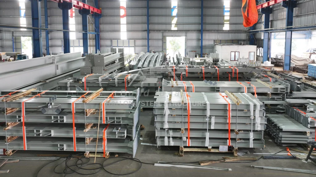 KẾT CẤU THÉP HẢI LONG TRIỂN KHAI ĐƠN HÀNG XUẤT KHẨU SANG THỊ TRƯỜNG TÂY PHI KẾT CẤU THÉP HẢI LONG TRIỂN KHAI ĐƠN HÀNG XUẤT KHẨU SANG THỊ TRƯỜNG TÂY PHI