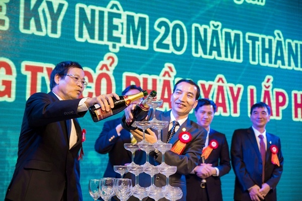 Lễ kỷ niệm 20 năm thành lập Công ty Cổ phần Xây lắp Hải Long ( 02/11/1999-02/11/2019).