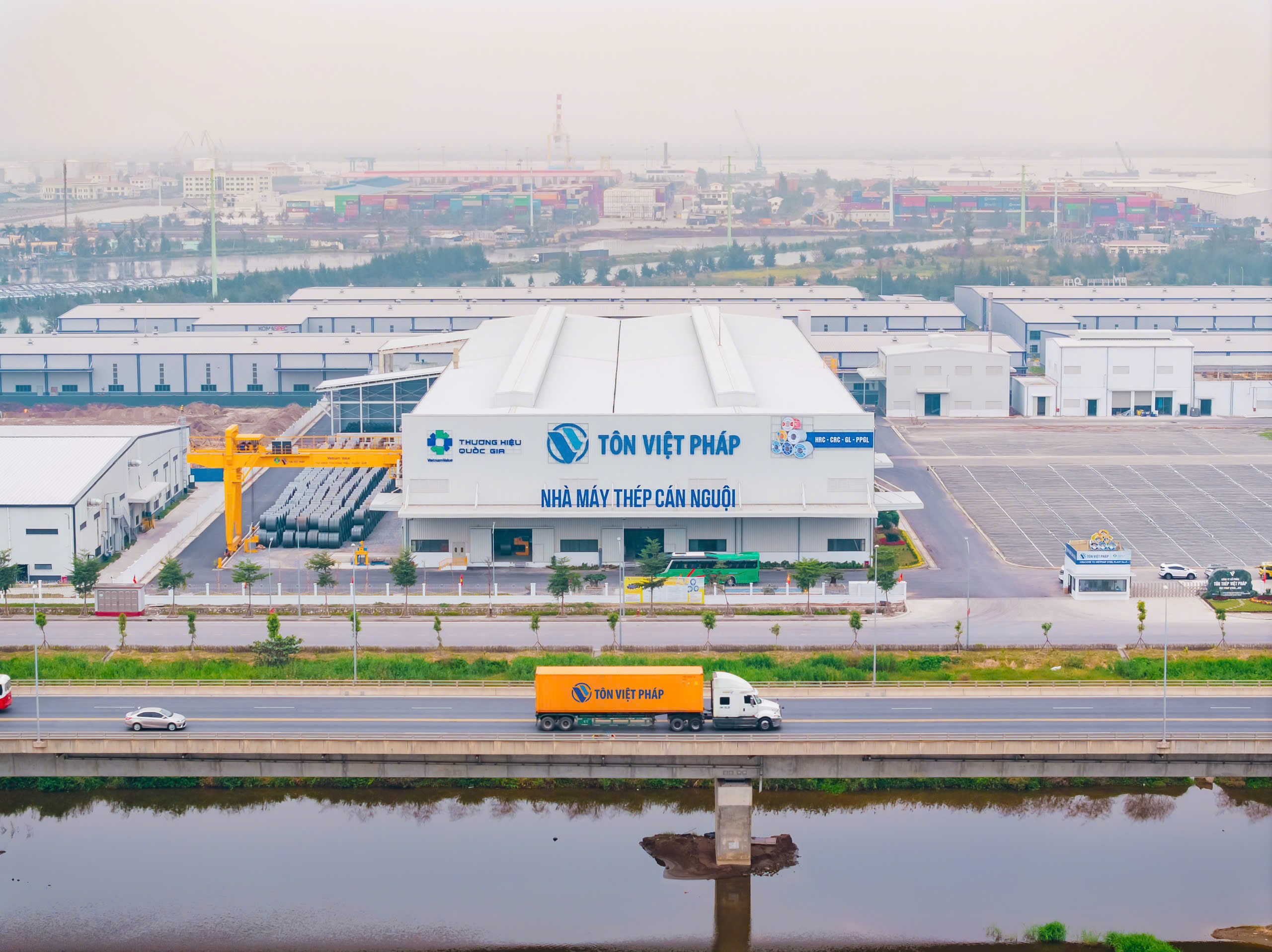 XÂY LẮP HẢI LONG KHẲNG ĐỊNH NĂNG LỰC TỔNG THẦU TẠI DỰ ÁN NHÀ MÁY SẢN XUẤT TÔN THÉP VIỆT PHÁP SỐ 2