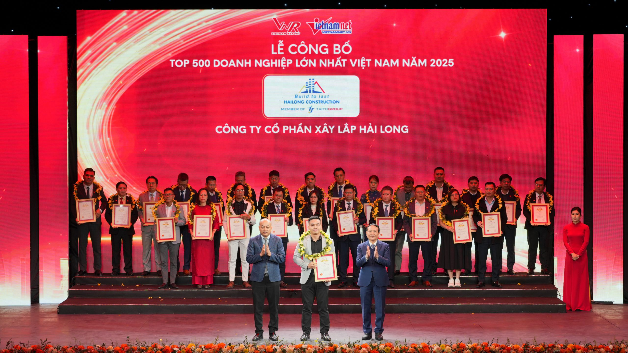 XÂY LẮP HẢI LONG NĂM THỨ 3 LIÊN TIẾP ĐƯỢC VINH DANH TRONG TOP 500 DOANH NGHIỆP LỚN NHẤT VIỆT NAM – VNR500